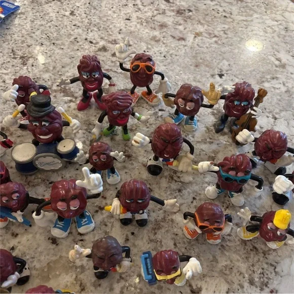 Vintage 1987-1988 The California Raisins PVC Figures Lot